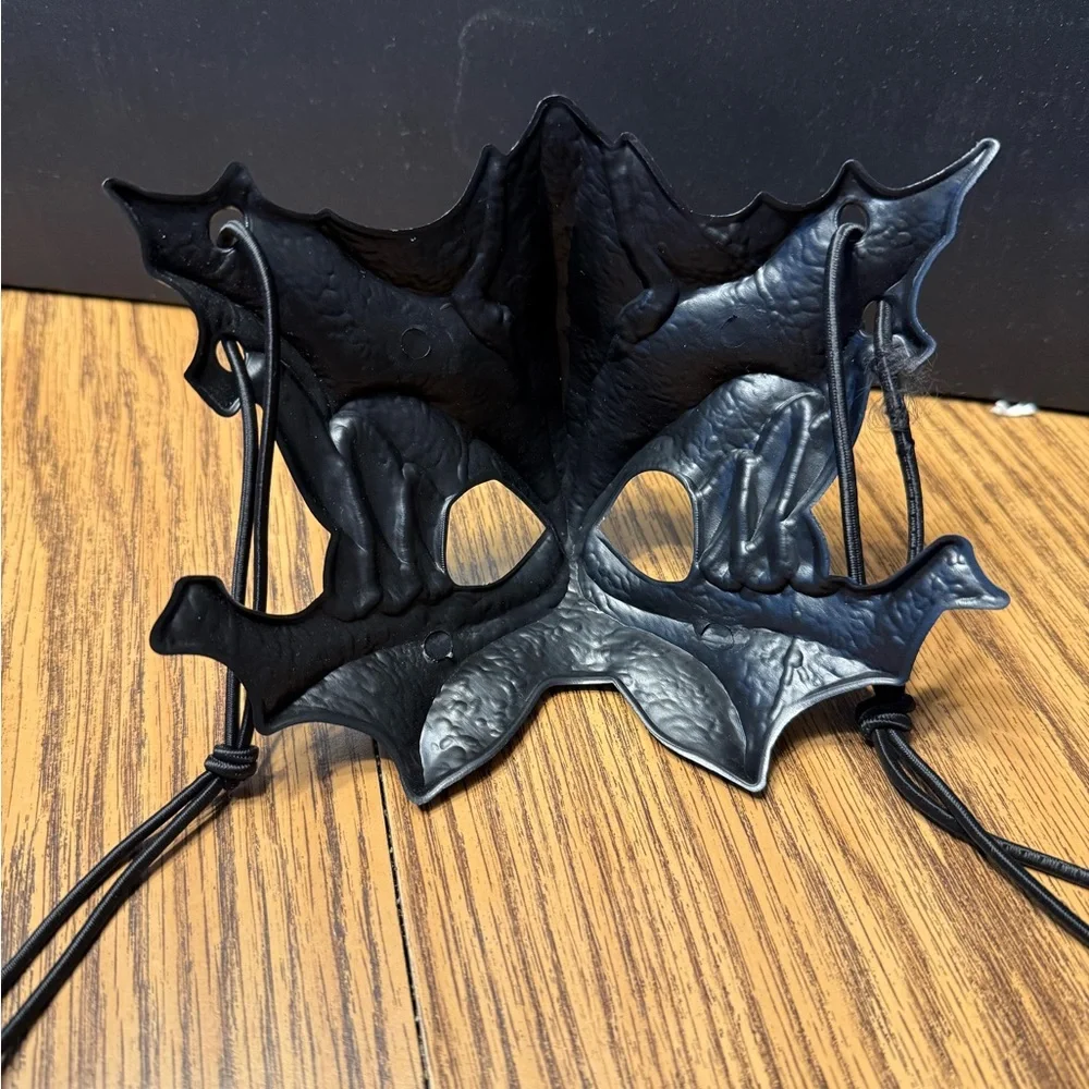 Black Sharp Teeth Demon Mask Mouth Cover with Beaked Nose and Opening